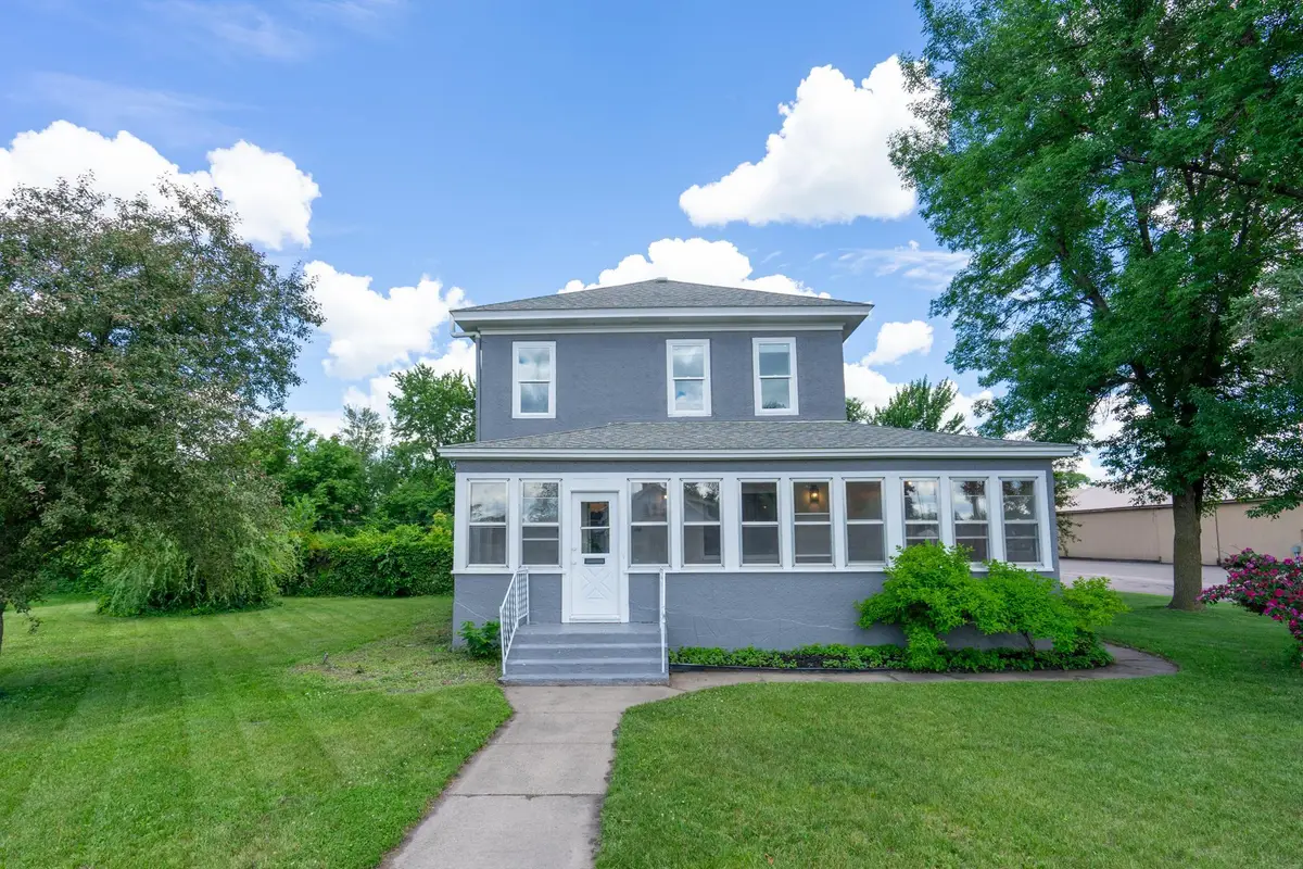 415 1st Avenue Ne, Little Falls, MN 56345 - #1