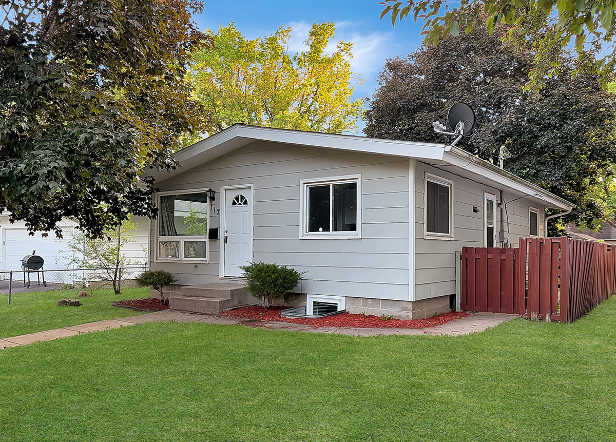 117 30th Avenue N, Saint Cloud, MN 56303 - #1
