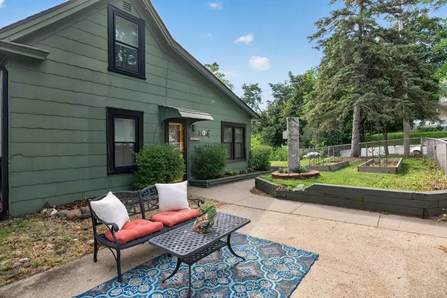 517 Sidney Street E, Saint Paul, MN 55107 - #3