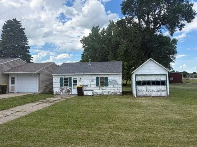 522 E 2nd Street N, Truman, MN 56088 - #1
