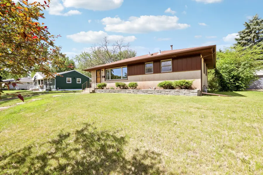 3609 Violet Avenue N, Brooklyn Center, MN 55429 - #3