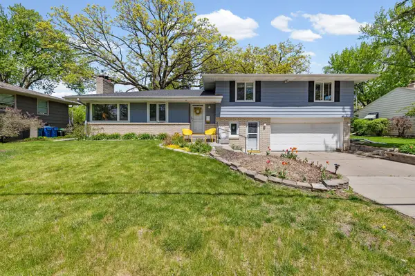 5320 Maddox Lane, Edina, MN 55436
