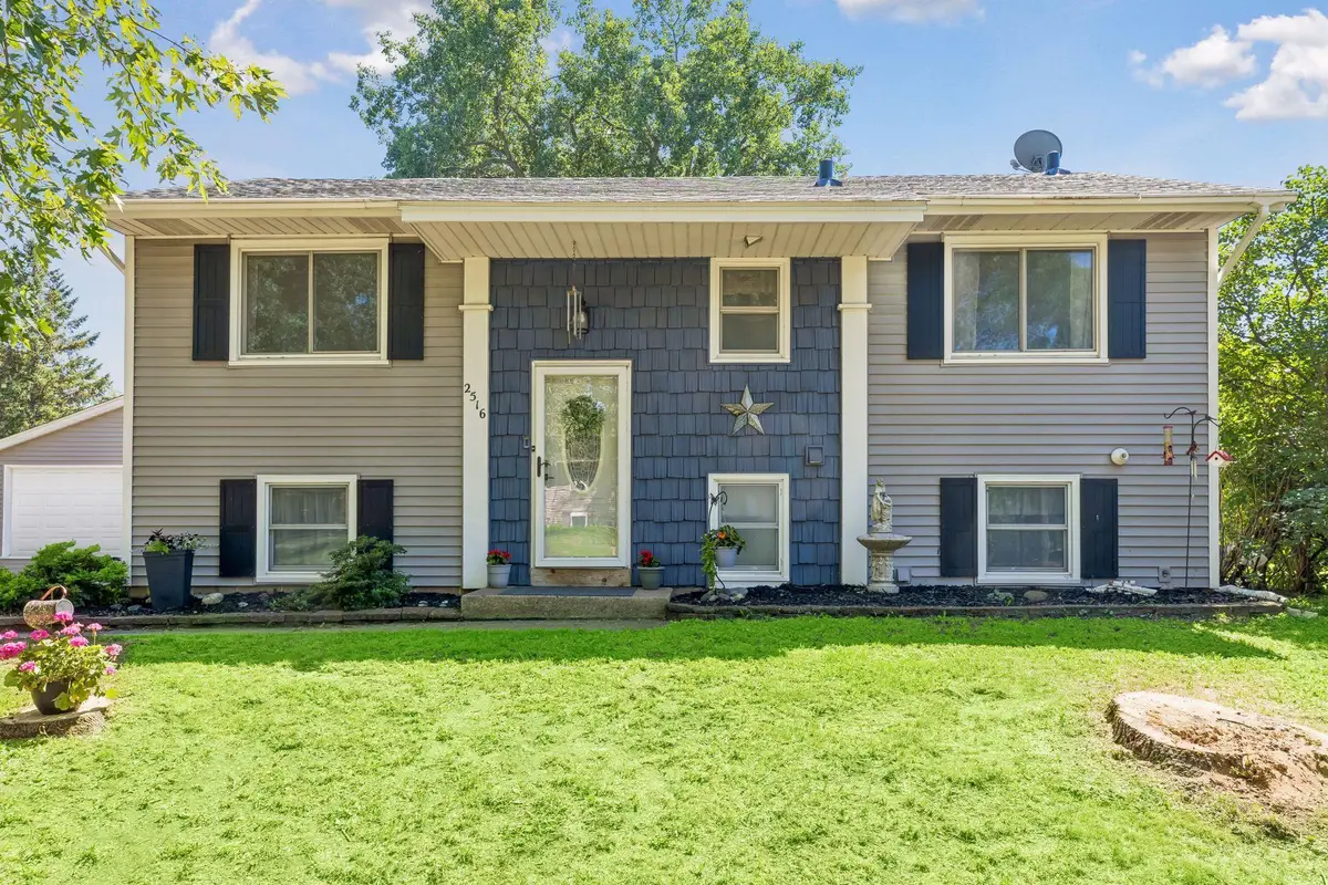 2516 103rd Avenue Nw, Coon Rapids, MN 55433 - #1