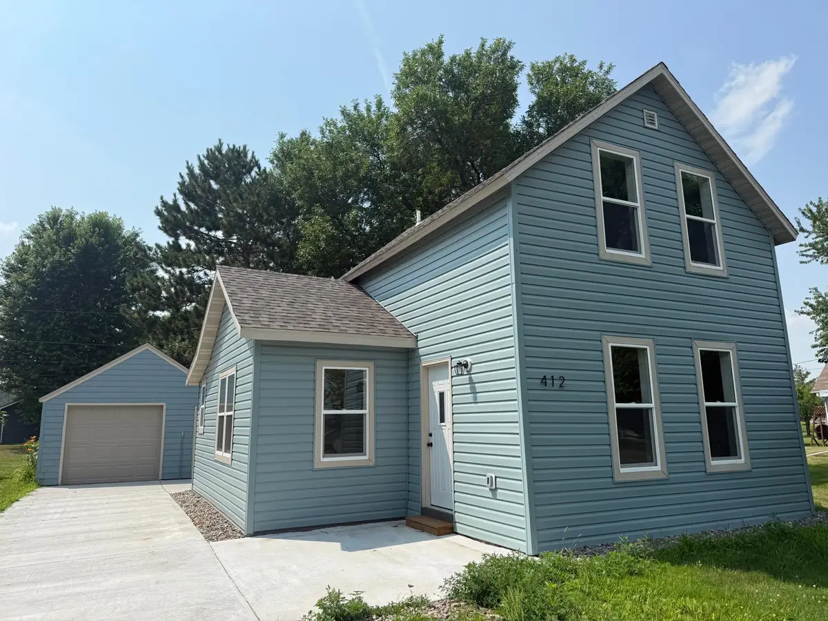 412 8th Street Sw, Little Falls, MN 56345 - #1