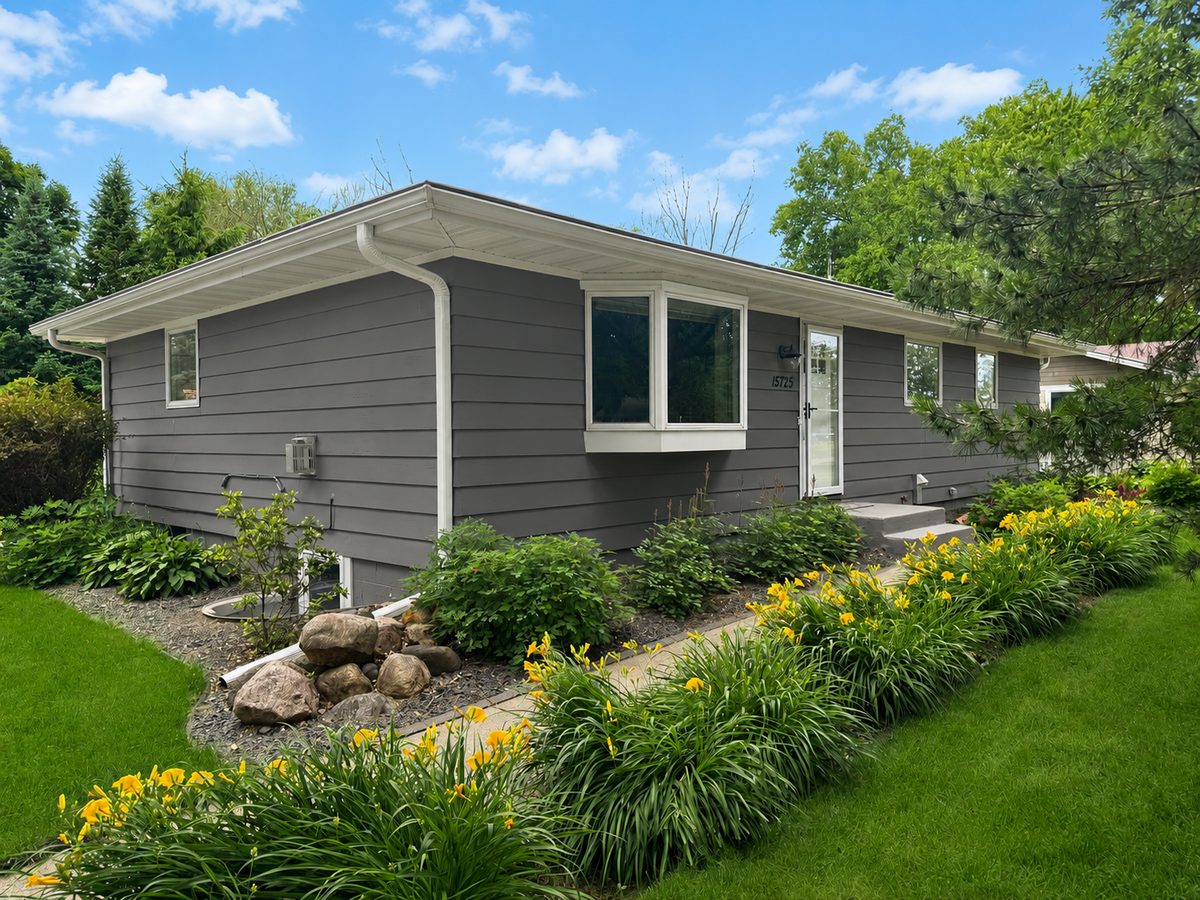 15725 2nd Avenue N, Plymouth, MN 55447 - #1