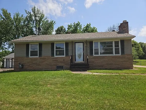 6301 Oak Knoll Plaza, Woodbury, MN 55125