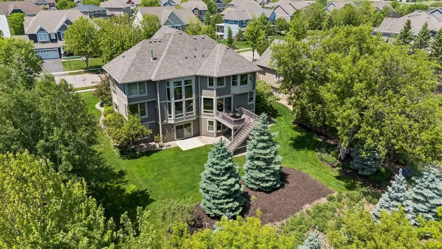 3667 Lerive Way, Chaska, MN 55318 - #2