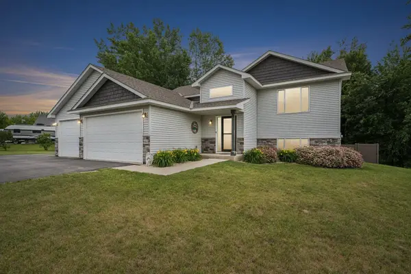 683 Elins Lake Road Se, Cambridge, MN 55008