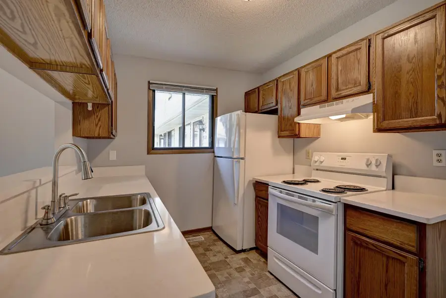 2602 Brookdale Lane, Brooklyn Park, MN 55444 - #3