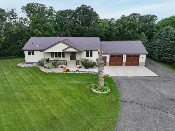 4700 Rural Oaks Drive Se, Alexandria, MN 56308