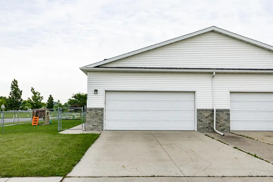 905 11th Street W, West Fargo, ND 58078 - #2
