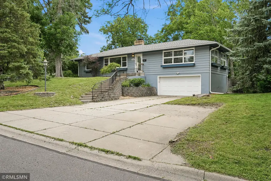 3101 Armour Terrace, Saint Anthony, MN 55418 - #3