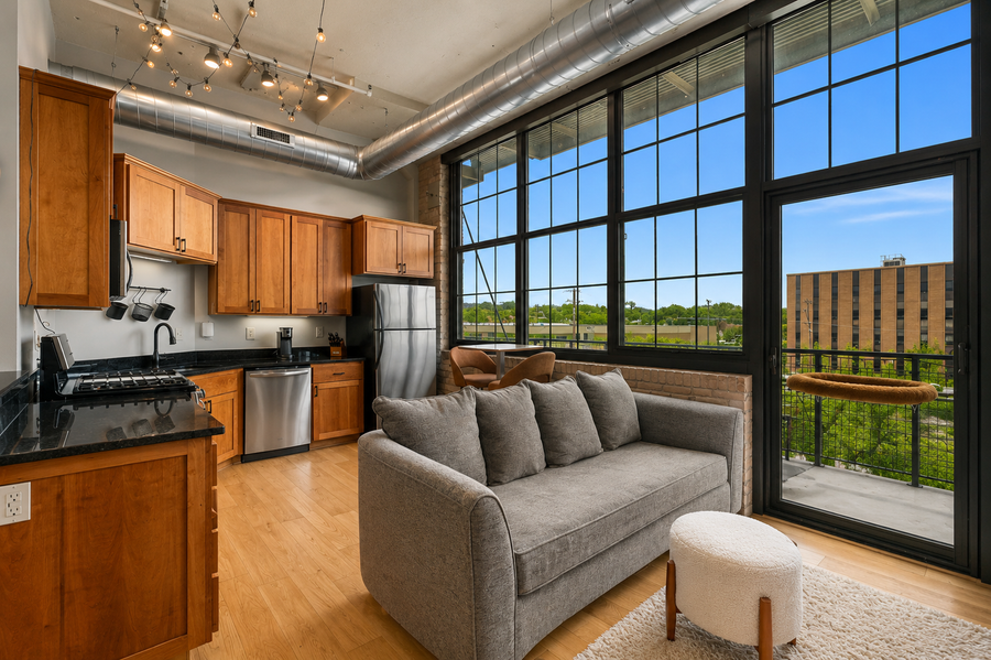 1901 E Hennepin Avenue #306, Minneapolis, MN 55413 - #3