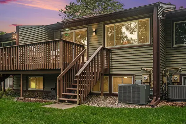 2030 103rd Avenue Nw, Coon Rapids, MN 55433