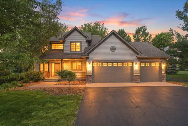 964 Fraser Lane, Hudson, WI 54016