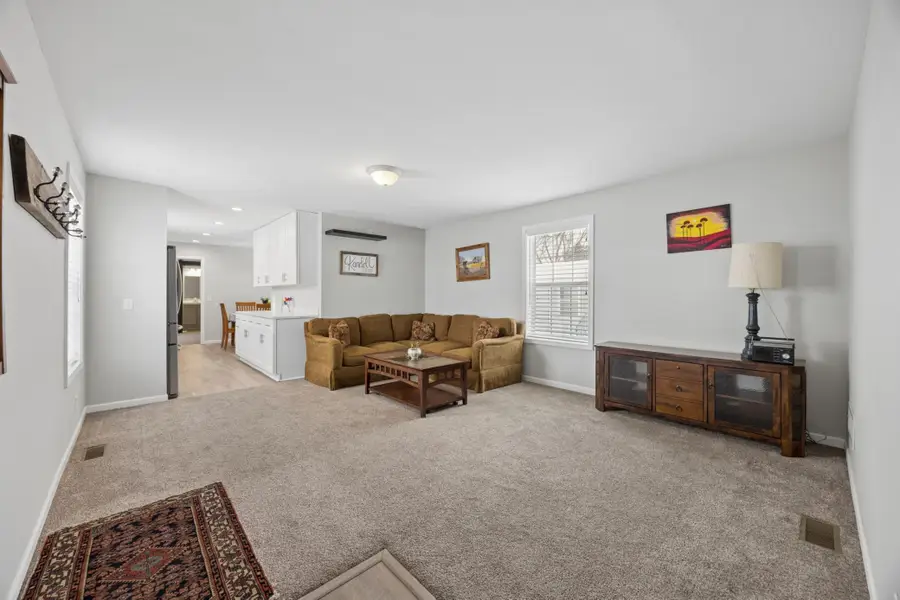 950 Cessna Drive, New Brighton, MN 55112 - #3