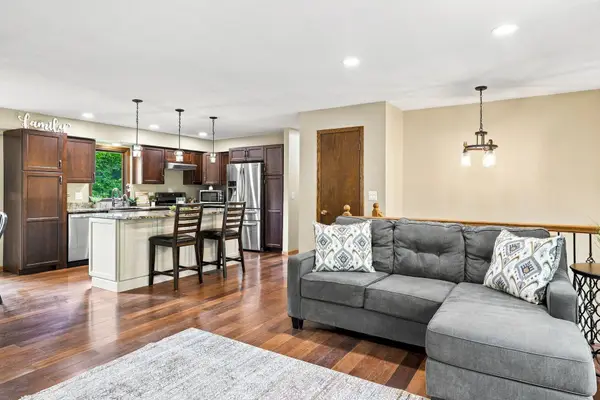 13216 Parkwood Drive, Burnsville, MN 55337