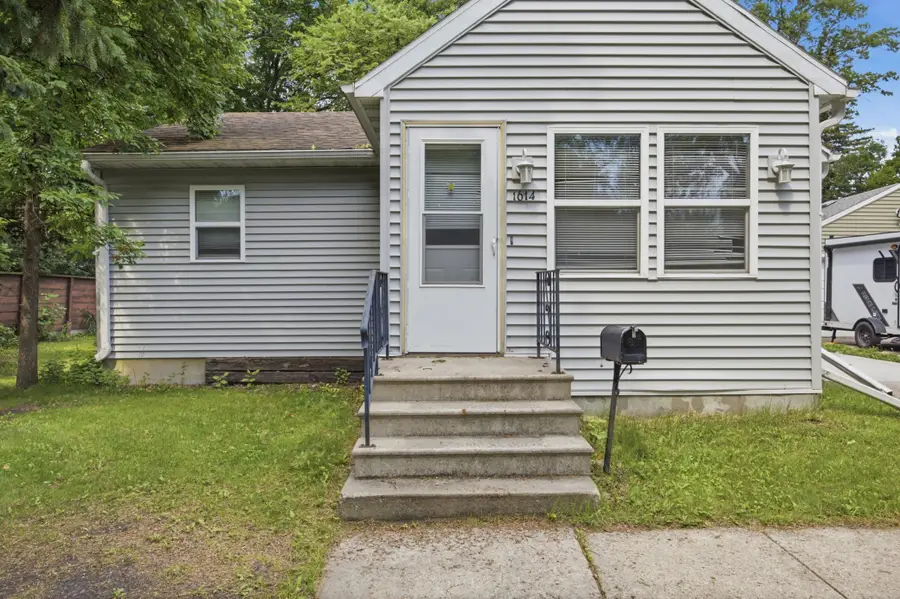 1614 5th Street N, Fargo, ND 58102 - #3