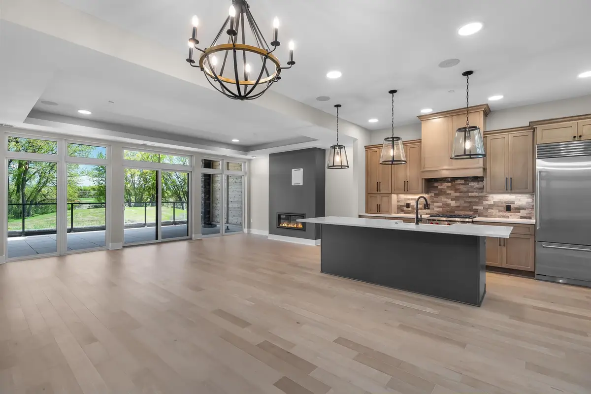 1 Hill Farm Road #111, North Oaks, MN 55127 - #1