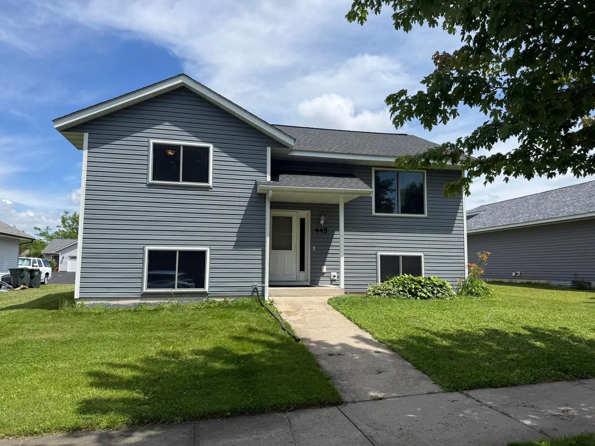 445 Maryland Street Nw, Hutchinson, MN 55350 - #1