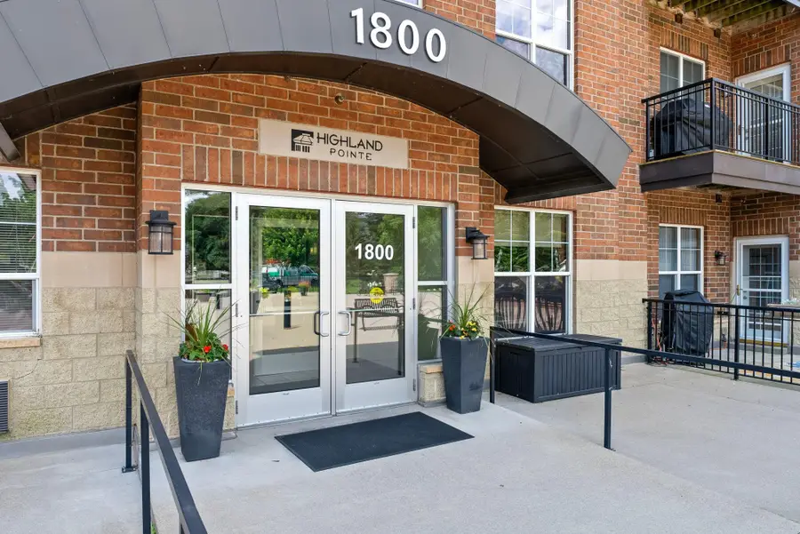 1800 Graham Avenue #130, Saint Paul, MN 55116 - #3
