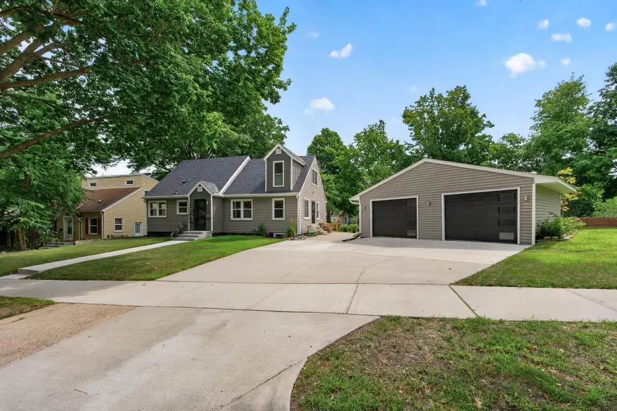 2605 Garfield Street Ne, Minneapolis, MN 55418 - #2