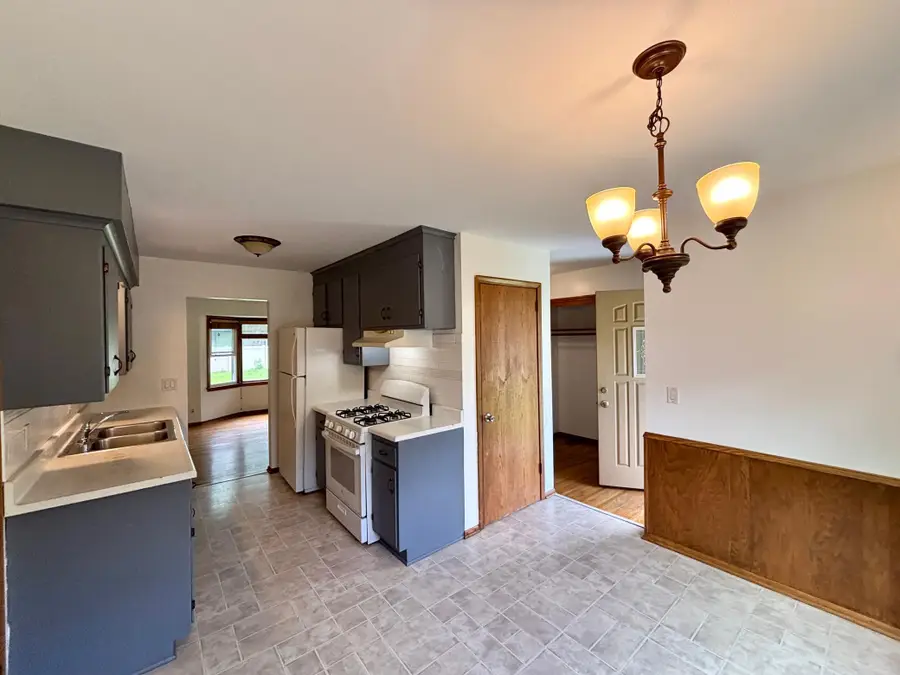 9010 60 1/2 Avenue N, New Hope, MN 55428 - #2