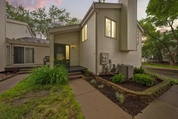 435 Fontaine Court, Woodbury, MN 55125