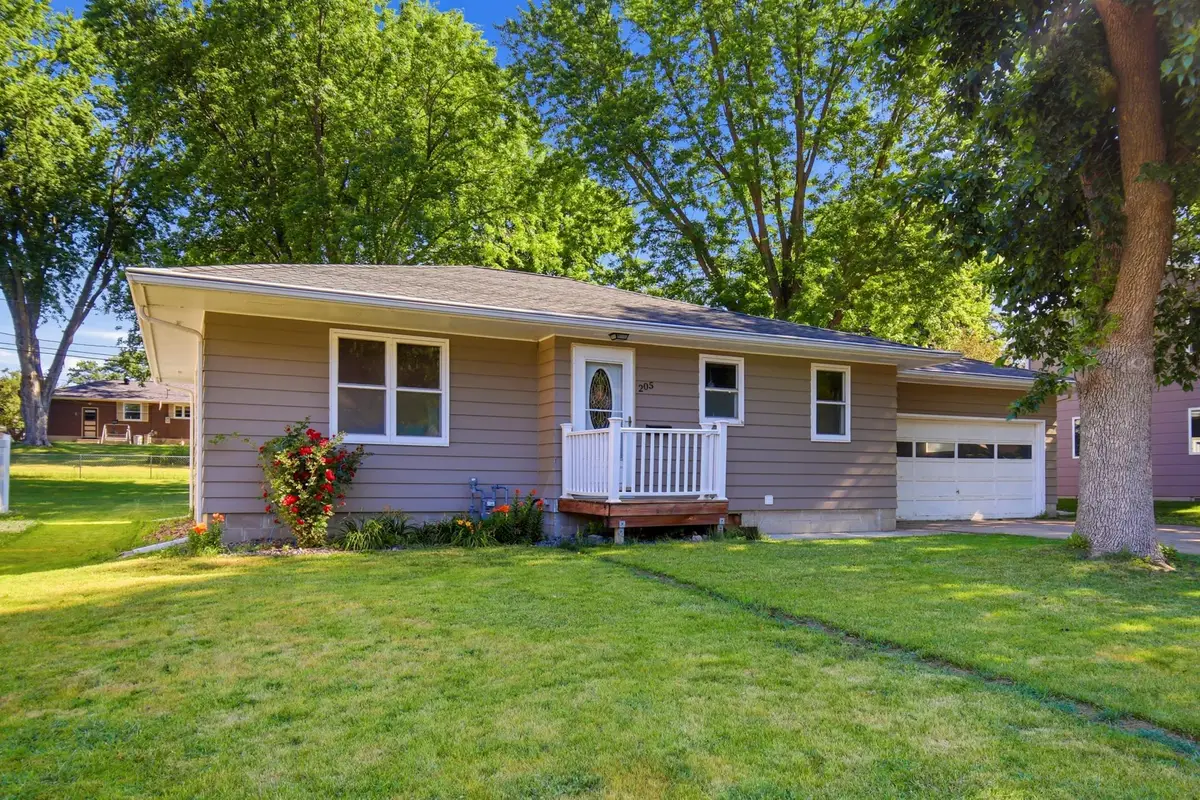 205 Burr Oak Drive, Albert Lea, MN 56007 - #1