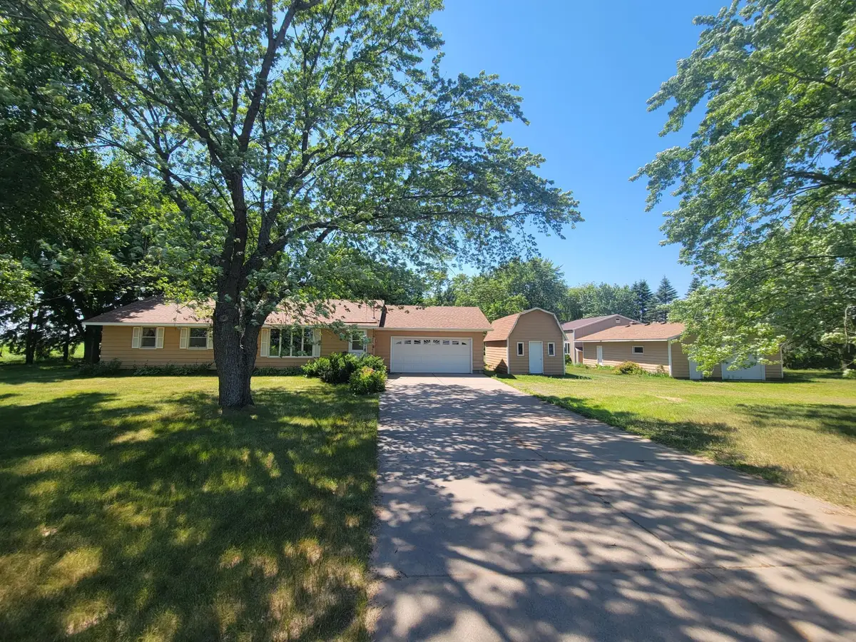 5182 45th Avenue Se, Saint Cloud, MN 56304 - #1