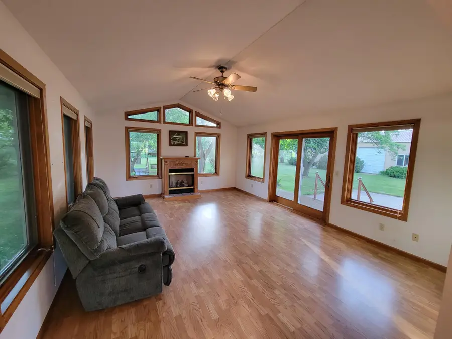 5182 45th Avenue Se, Saint Cloud, MN 56304 - #3