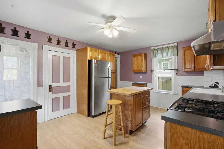 1131 Woodbridge Street, Saint Paul, MN 55117 - #3