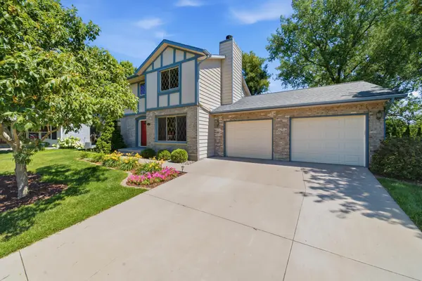 3851 Newport Lane Nw, Rochester, MN 55901
