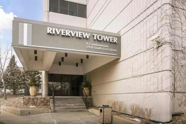 1920 S 1st Street #1203, Minneapolis, MN 55454