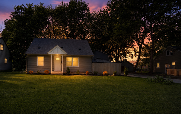 9306 Stevens Avenue S, Bloomington, MN 55420