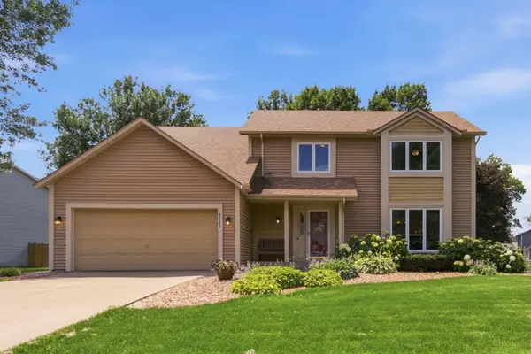 9643 Polaris Lane N, Maple Grove, MN 55369