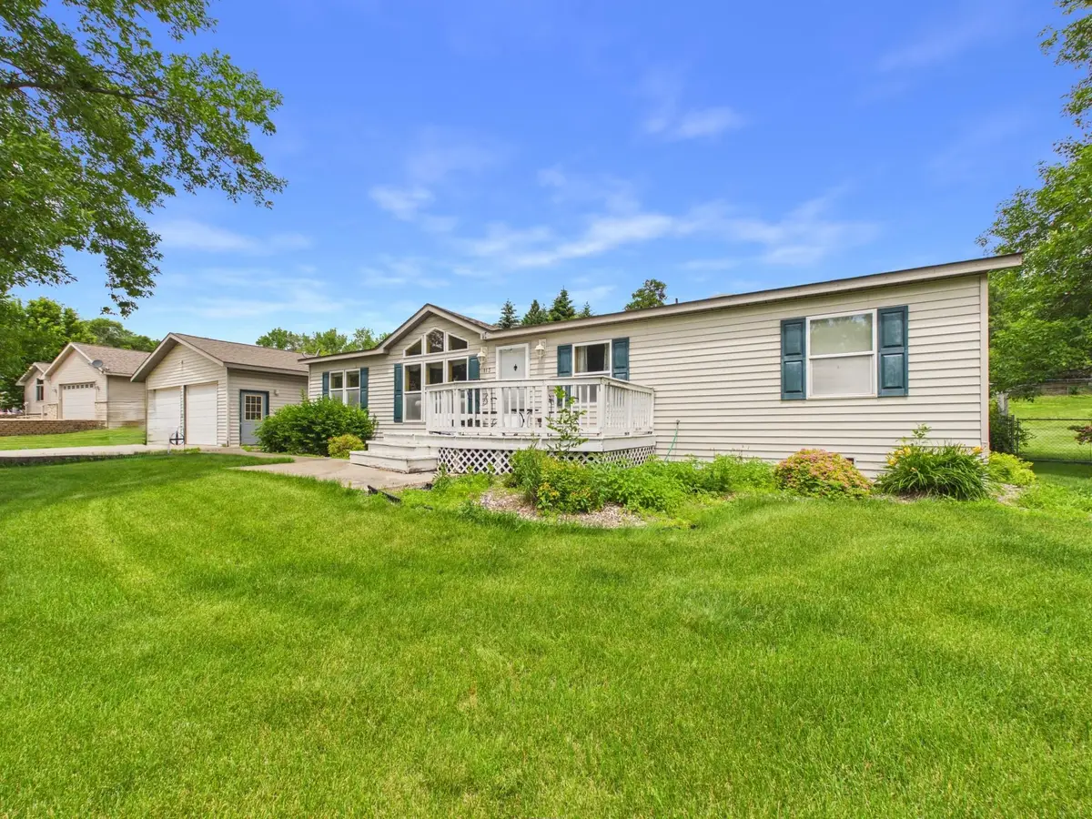 113 E Ridgeview Drive, Starbuck, MN 56381 - #1