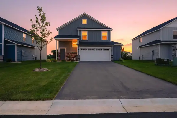 1432 192nd Avenue Ne, East Bethel, MN 55011