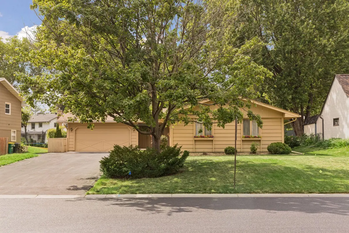 3901 Louisiana Avenue N, New Hope, MN 55427 - #1