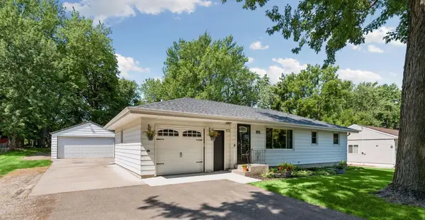 95 Hackberry Hill, Long Lake, MN 55356