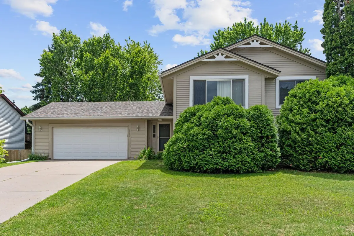 7581 23rd Street N, Oakdale, MN 55128 - #1