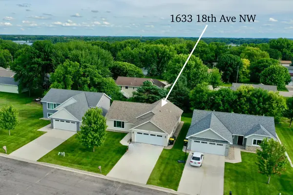 1633 18th Avenue Nw, Willmar, MN 56201
