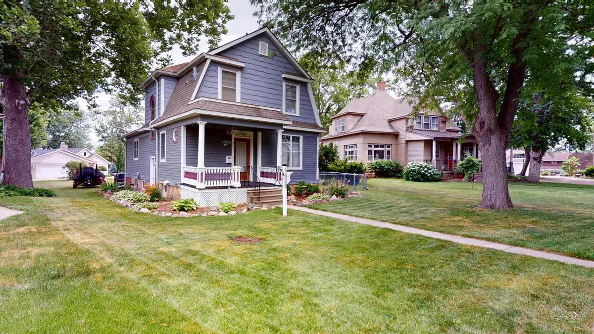 1426 Circle Drive, Albert Lea, MN 56007 - #1