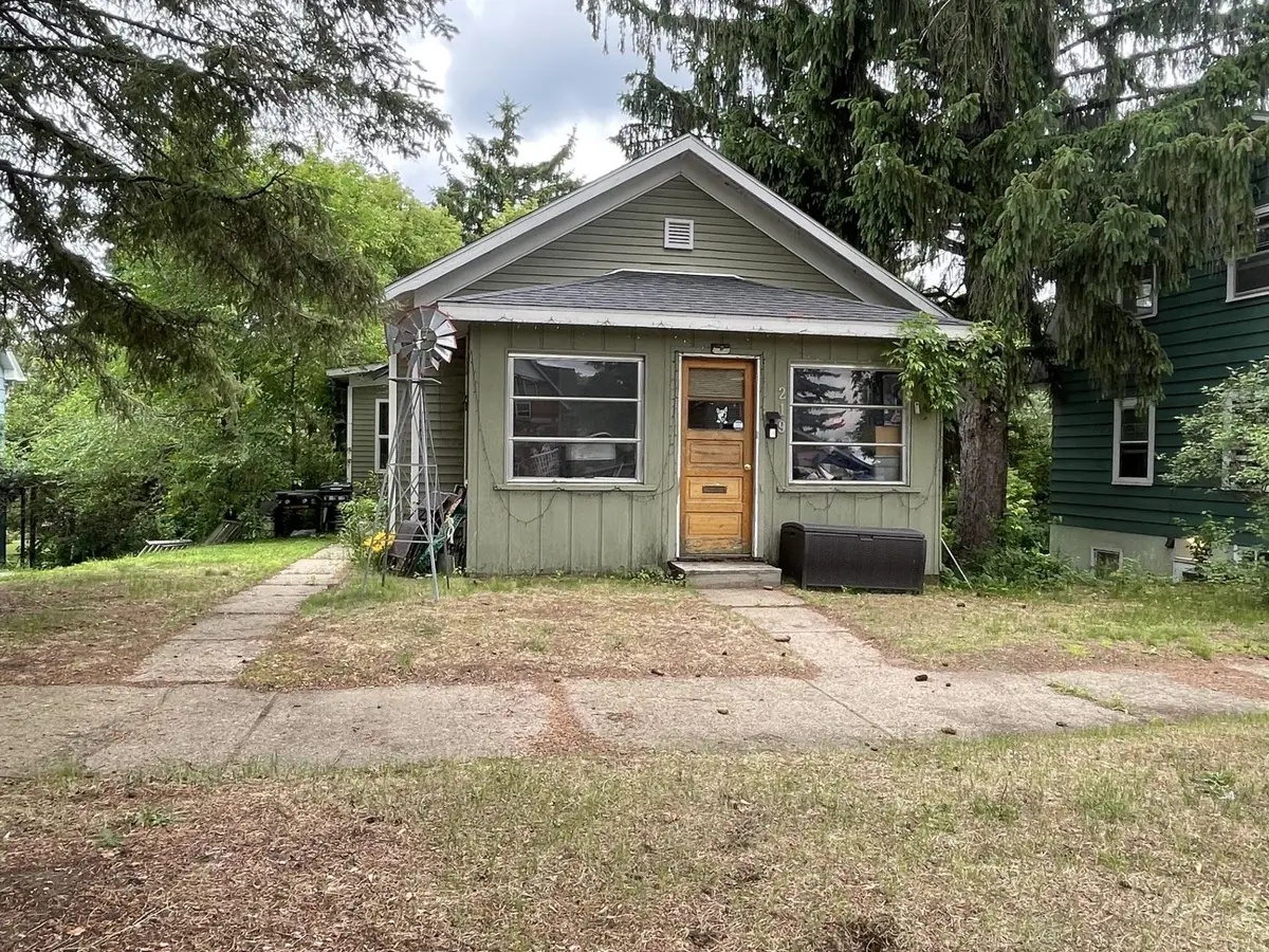 219 Gillis Avenue Ne, Brainerd, MN 56401 - #1
