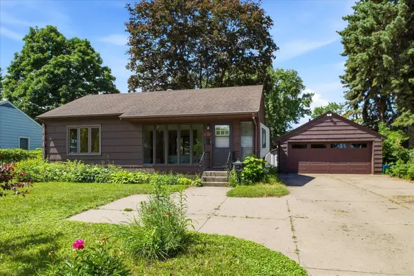 5625 Hillsview Road, Brooklyn Center, MN 55430