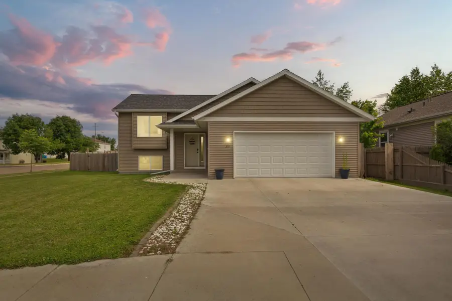310 Autumn Hills Place Ne, Owatonna, MN 55060 - #3