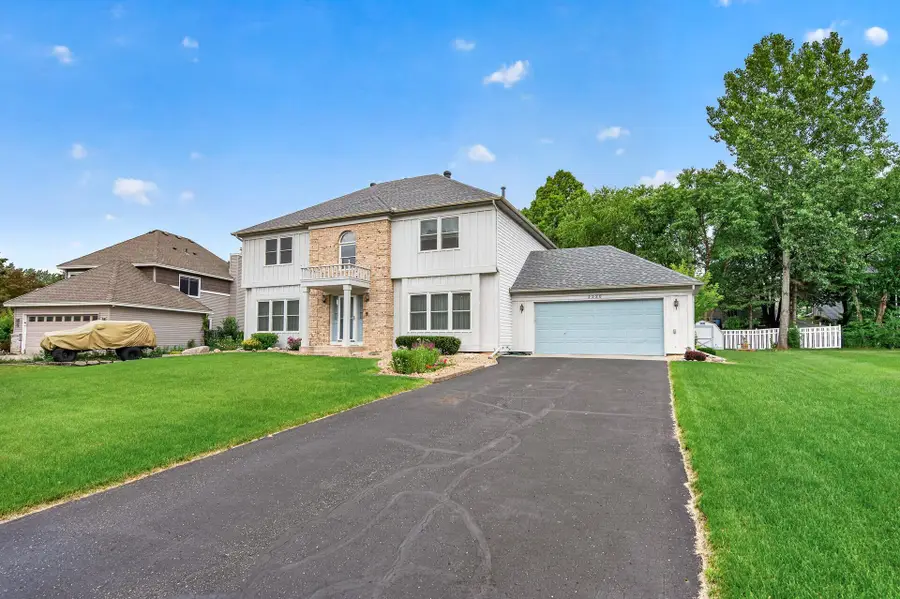 2230 Woodbridge Way, Woodbury, MN 55125 - #2
