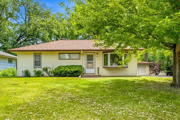 2584 Herschel Street, Roseville, MN 55113