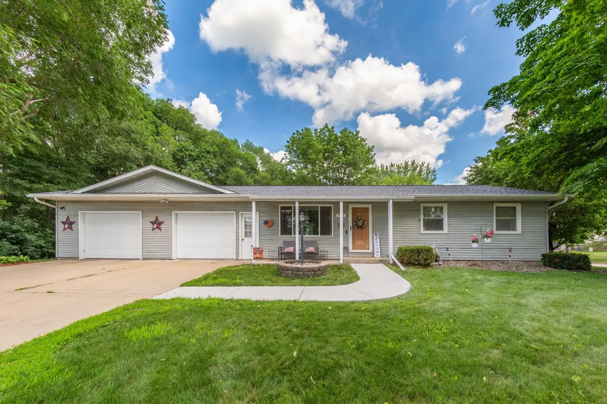 455 Maple Lawn Avenue, Faribault, MN 55021 - #1