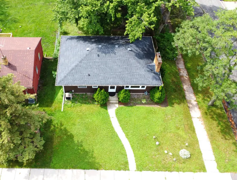 2022 Hyacinth Avenue E, Saint Paul, MN 55119 - #3